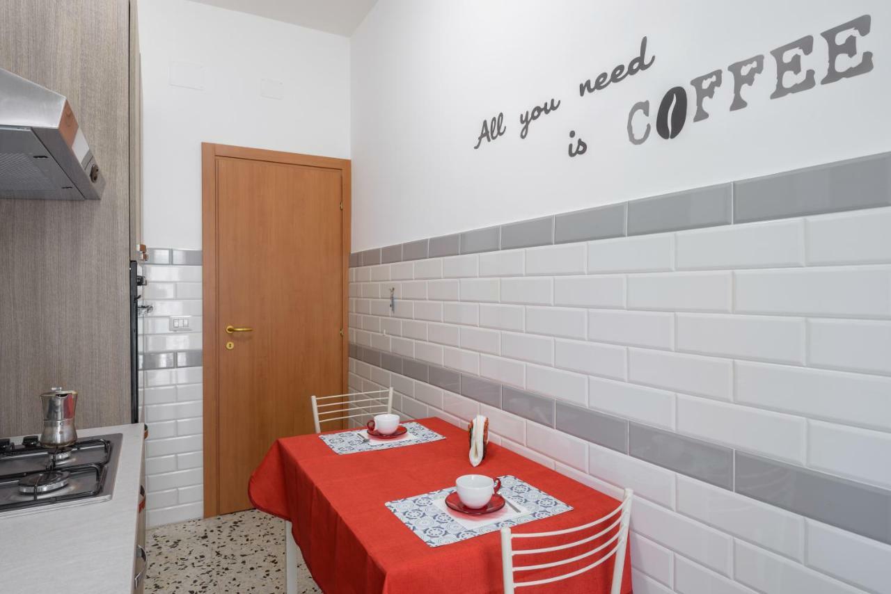 La Casa Di Giulia Apartment Roma Ngoại thất bức ảnh